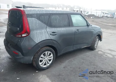 2021 Kia Soul Lx z USA, uszkodzony, nr VIN KNDJ23AU1M7756743